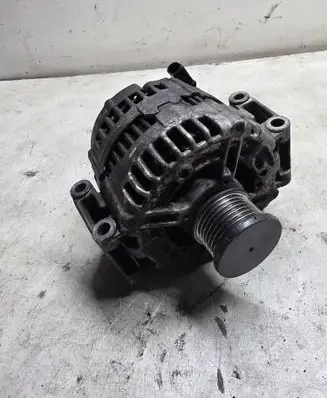 Mercedes-Benz CLS C219 Generator/alternator 0121715015 CAT285754 203356483019