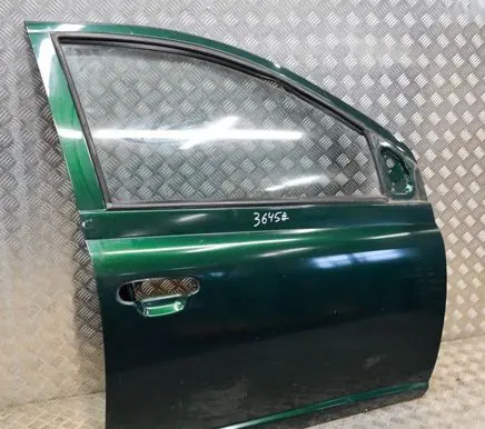 Toyota Yaris Front door 6700152011