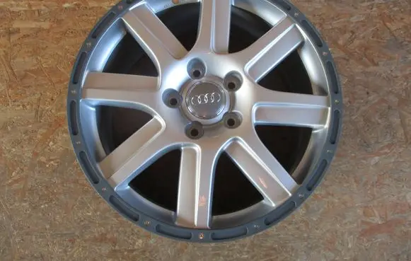 R19 alloy rim