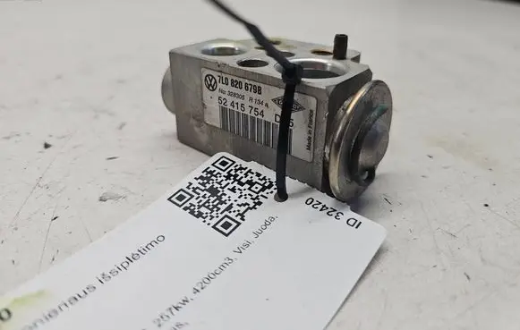 Audi Q7 4L Air conditioning (A/C) expansion valve 7L0820679B
