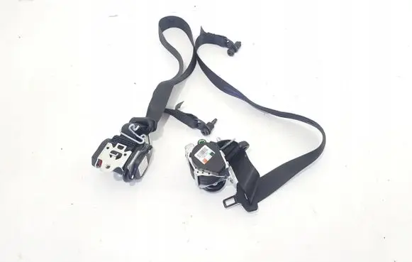 Ford Focus Front seatbelt