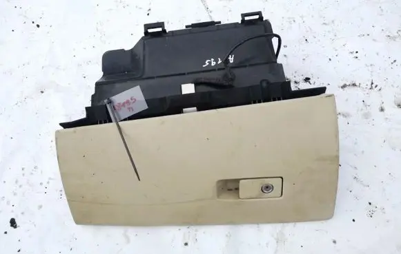 Volvo S80 Glove box 30676278