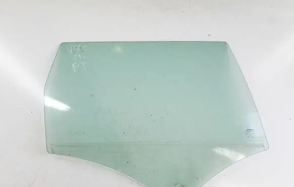 Volvo V70 Rear door window glass 43R001105 E000186 DOT57M20AS2