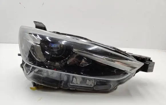 Mazda CX-3 Headlight/headlamp D10E51030