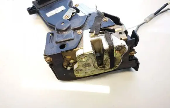 Mazda 6 Front door lock b13splr b13-spl-r