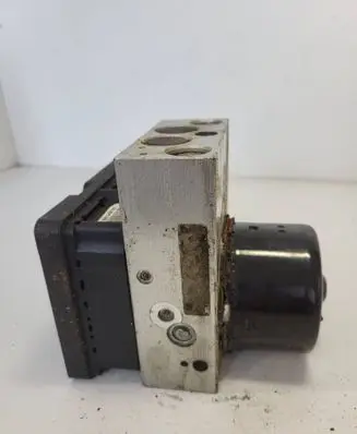 Volvo S60 ABS Pump 8671224