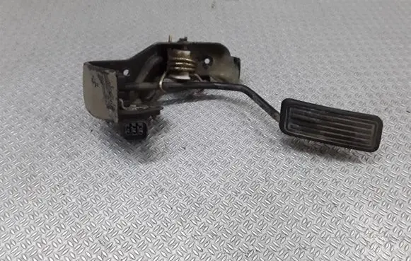 Toyota Corolla Verso E121 Accelerator throttle pedal