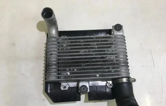 Toyota Yaris Intercooler radiator 33010359 33010-359