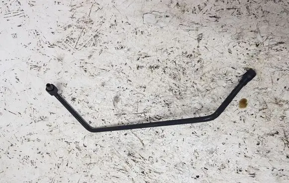Audi A4 S4 B5 8D Fuel line pipe