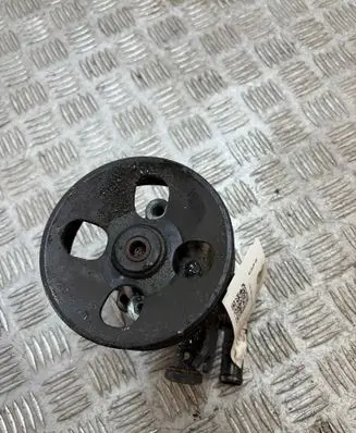 KIA Sorento Power steering pump 