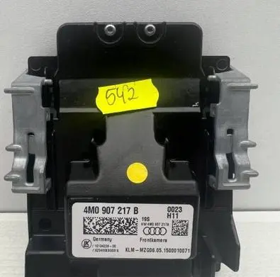 Audi Q7 4M Windshield/windscreen camera 4M0907217B