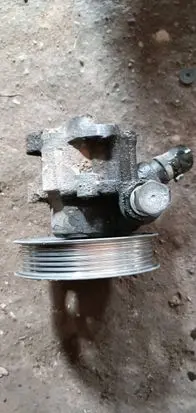 Audi A4 S4 B7 8E 8H Power steering pump 91128