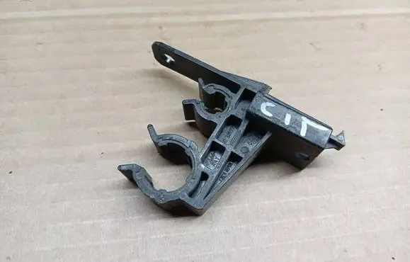 Skoda Citigo Holder (bracket) 1S0820771