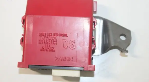 Toyota Prius (XW50) Door control unit/module 8597047040