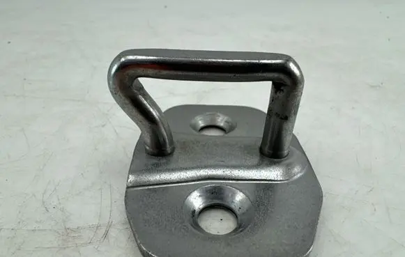 Mini One - Cooper F56 F55 Front door lock loop/hook striker 7394436