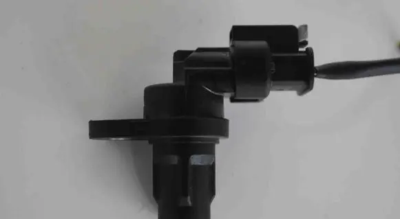 Mercedes-Benz ML W164 Crankshaft position sensor A0041539628