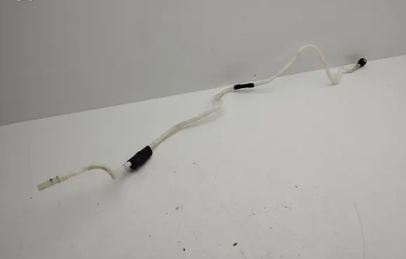Audi A1 Fuel line pipe 2Q0201997L