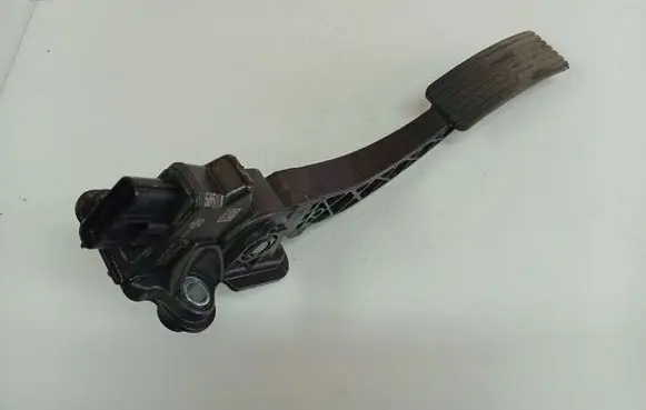 Jeep Compass Accelerator throttle pedal 04891585AC