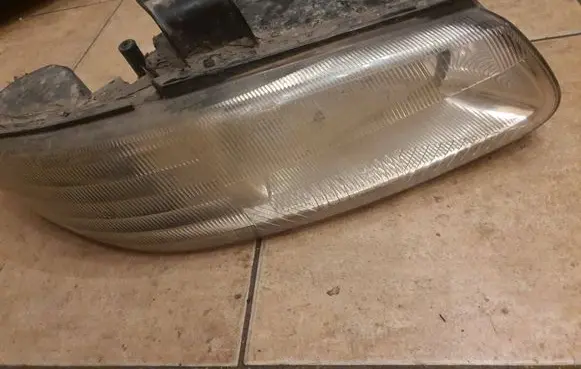 Chrysler Voyager Headlight/headlamp E12125hcr 20010 17125