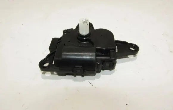 Hyundai ix20 Air flap motor/actuator EA1F0YN9AA02