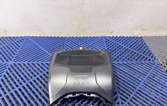 Toyota Avensis T270 Passenger airbag on/off switch 05250 952017