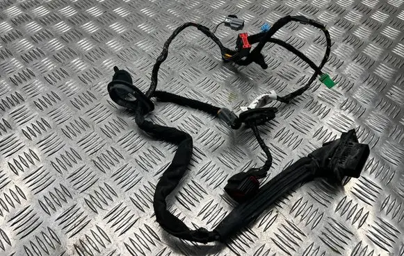 Volvo V50 Front door wiring loom 30728406 30772110AE 996665110