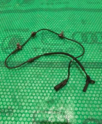 Chevrolet Volt II ABS brake wheel speed sensor 39002172