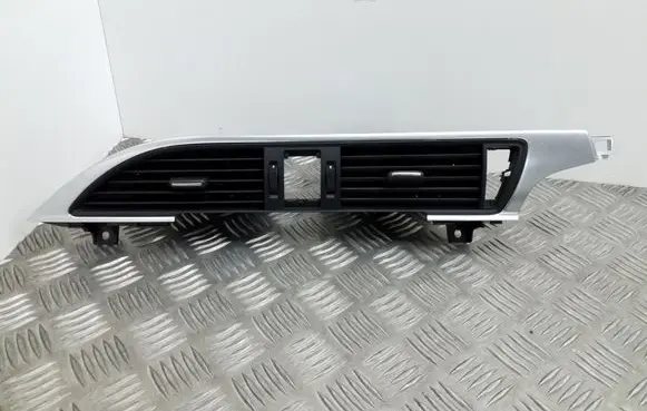 Audi A6 S6 C7 4G Dash center air vent grill 4G1820951