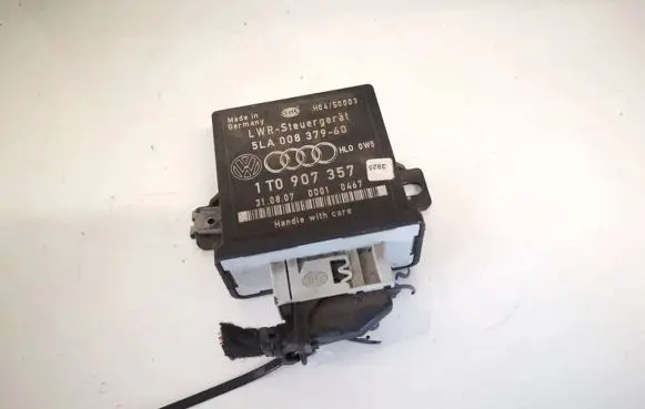 Skoda Octavia Mk2 (1Z) Light module LCM 1t0907357 5la008379-60