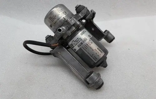 Chevrolet Camaro Vacuum pump 23451913