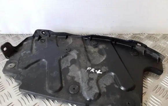 KIA Sorento Engine splash shield/under tray