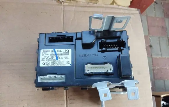 Nissan Leaf II (ZE1) Other control units/modules 284B15SJ3A 017181805899 116RAI000258