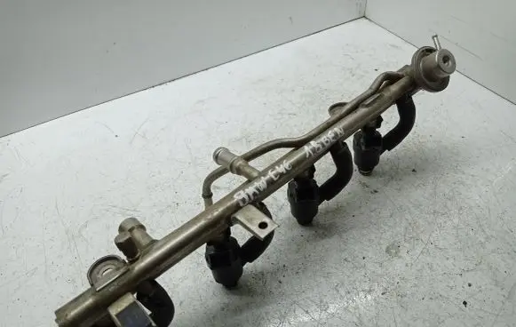 Fuel main line pipe