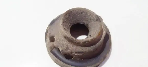 Volkswagen Golf IV Front coil spring rubber mount 1j0512149b