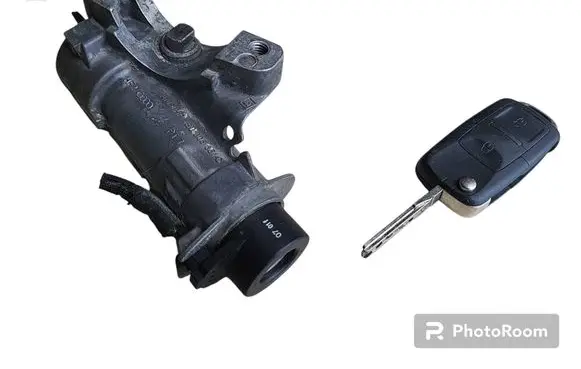 Volkswagen Golf IV Ignition lock 4B0905351C