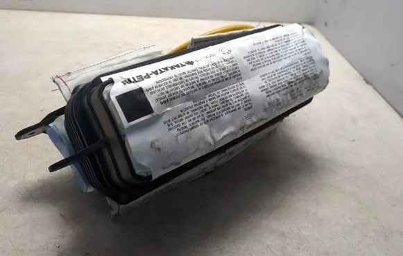 Passenger airbag