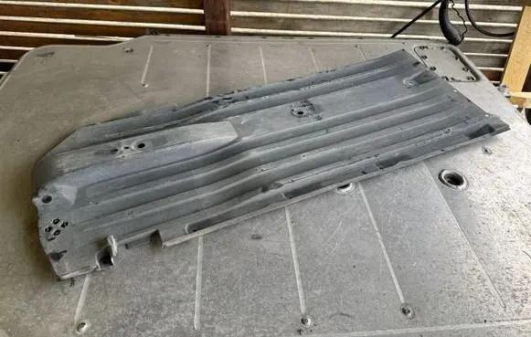 Suzuki Vitara (LY) Center/middle under tray cover 7281361M0R
