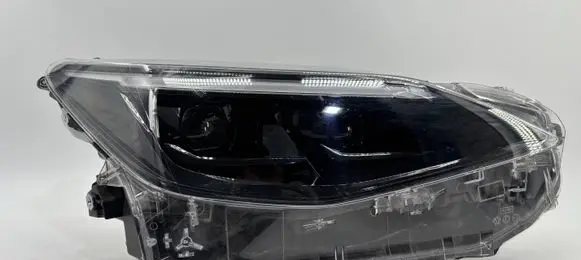 Toyota Yaris Cross Headlight/headlamp MI0417