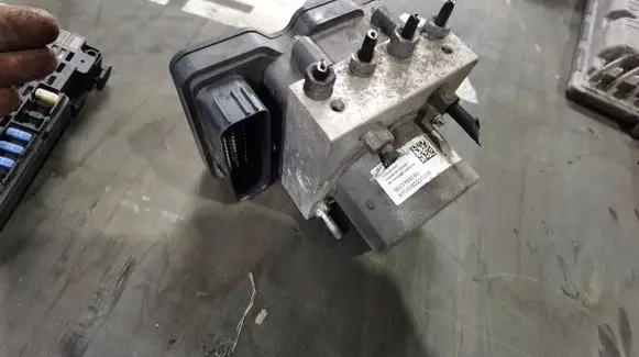 Citroen C4 Aircross ABS Pump 2265106481 0605938