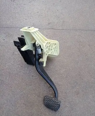 BMW 5 F10 F11 Brake pedal 9144253