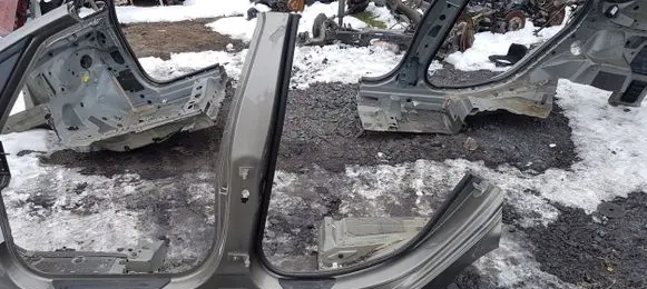 BMW 2 F45 Body 