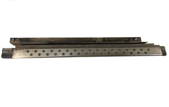 Toyota RAV 4 (XA40) Sill