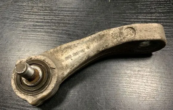 Front anti-roll bar/stabilizer link
