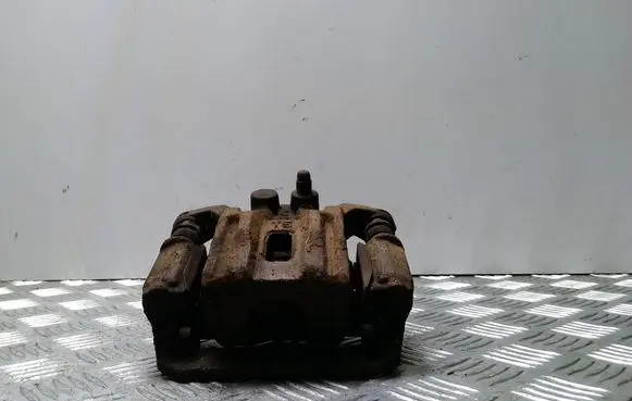 Nissan Pathfinder R51 Rear brake caliper