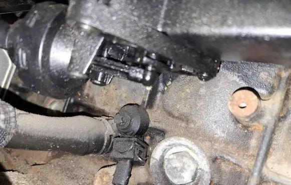 Mercedes-Benz C AMG W204 Detonation knock sensor 