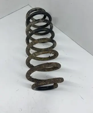 BMW 5 E39 Rear coil spring
