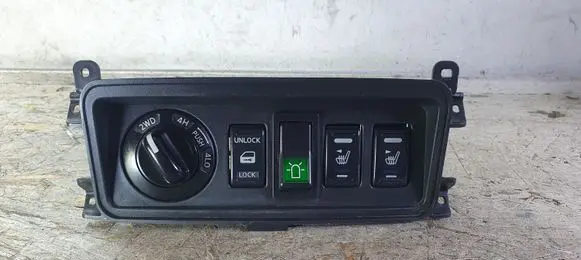 Nissan Navara D40 Differential lock switch 
