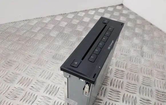 Audi A6 S6 C6 4F CD/DVD changer 4F0035110A