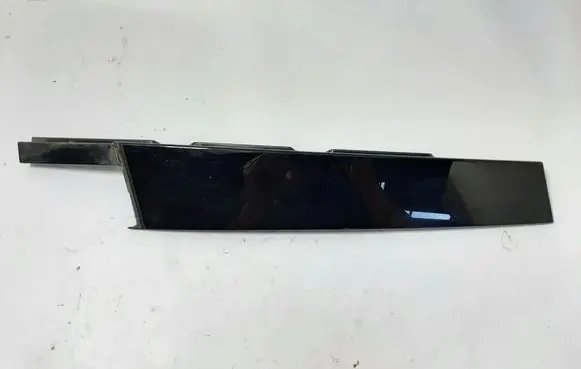 Volkswagen Polo VI Front door glass trim molding 2G4837901 2G4837901F