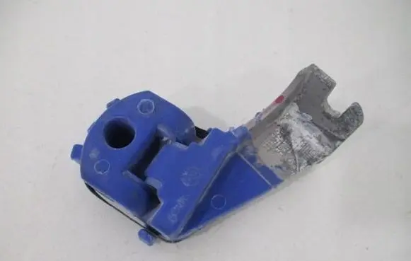 Citroen DS4 Muffler mount bracket/holder 1755L3